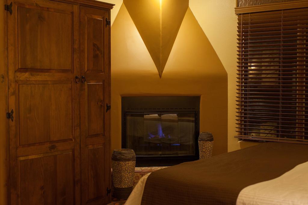 Worldmark Taos Room photo