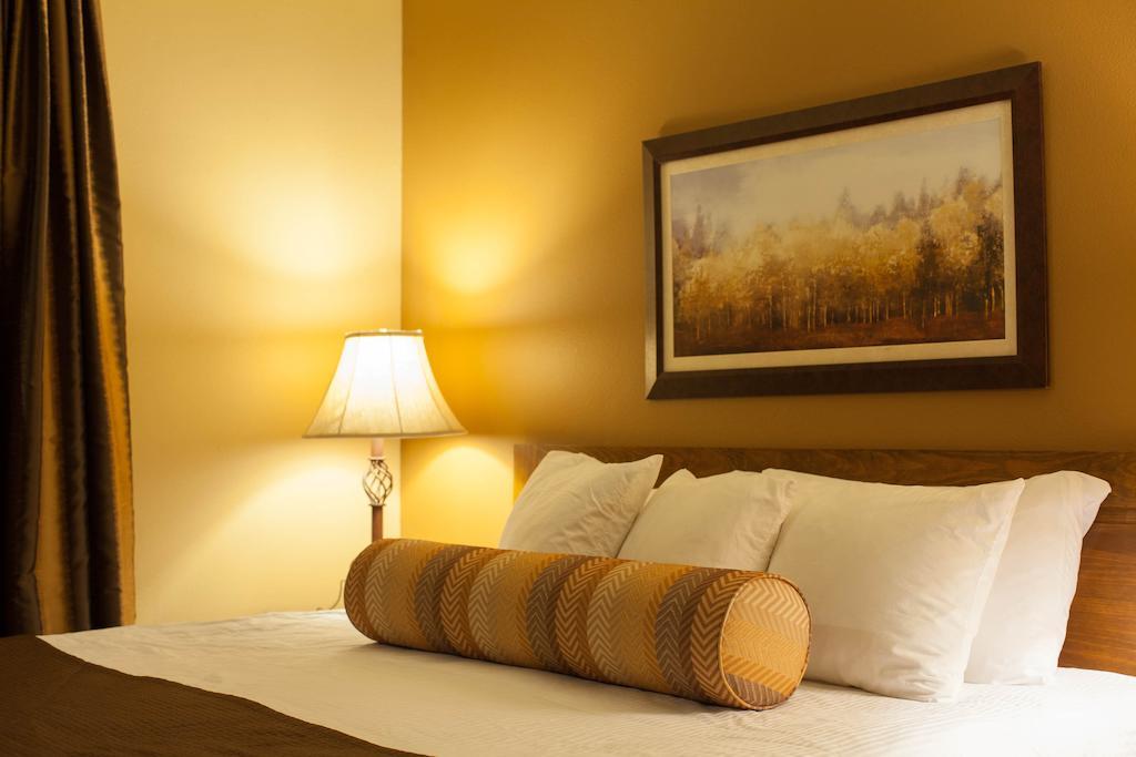 Worldmark Taos Room photo