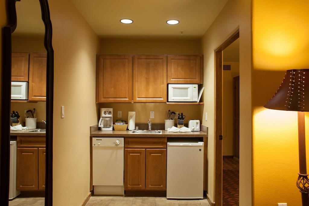 Worldmark Taos Room photo