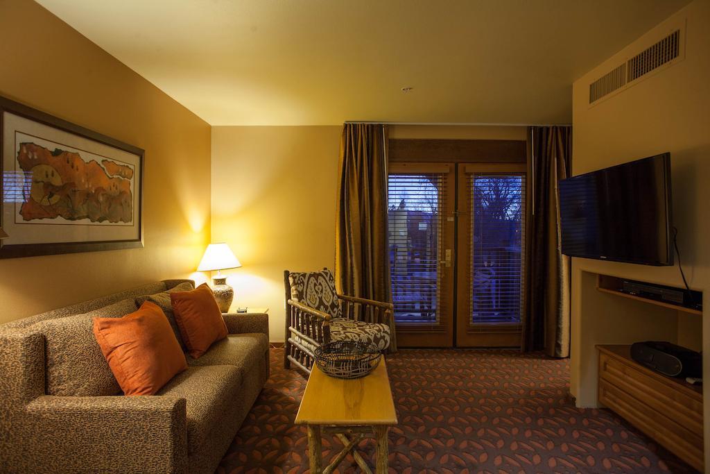 Worldmark Taos Room photo